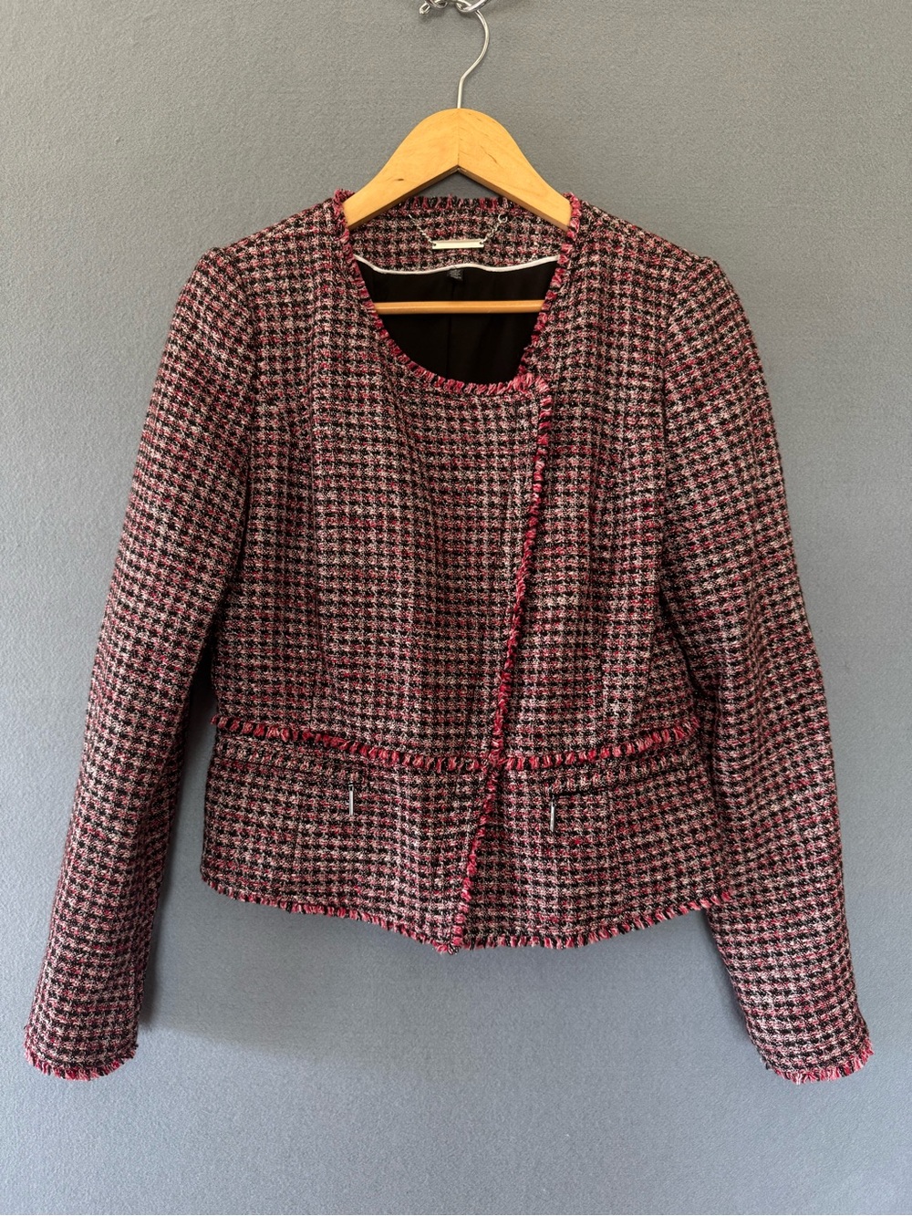 White House Black Market Womens 4 Tweed Moto Jacket Red Black Fringe Metallic - Picture 6 of 14